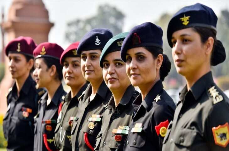 सुप्रीम कोर्ट का अहम फैसला, महिला शॉर्ट सर्विस कमीशन अधिकारियों के साथ भेदभाव, वीडियो में देंखे अब मिलेगी पूरी पेंशन