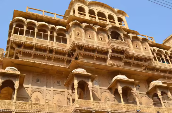 सोनार किले के बाद जैसलमेर की पहचान है 60 साल में बनी ये ऐतिहासिक हवेली, वीडियो में&nbsp;रहस्य और खासियतें आप भी बना लेंगे घूमने का मन&nbsp;