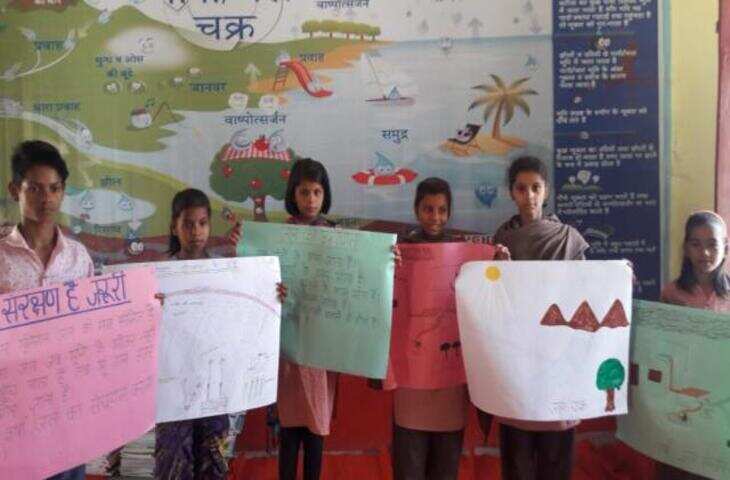 समर कैंप में बच्चों को मिल रही कैलीग्राफी की नॉलेज, वीडियो में जानें पौधारोपण सीखा दिया पर्यावरण संरक्षण का संदेश