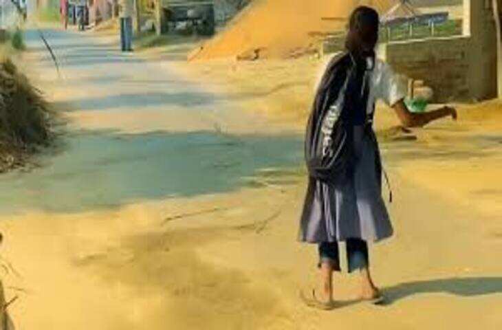 सोनी की मदद को आगे आए लोग: सोशल मीडिया पर वायरल वीडियो ने बदली गोपालगंज की दिव्यांग छात्रा की तकदीर