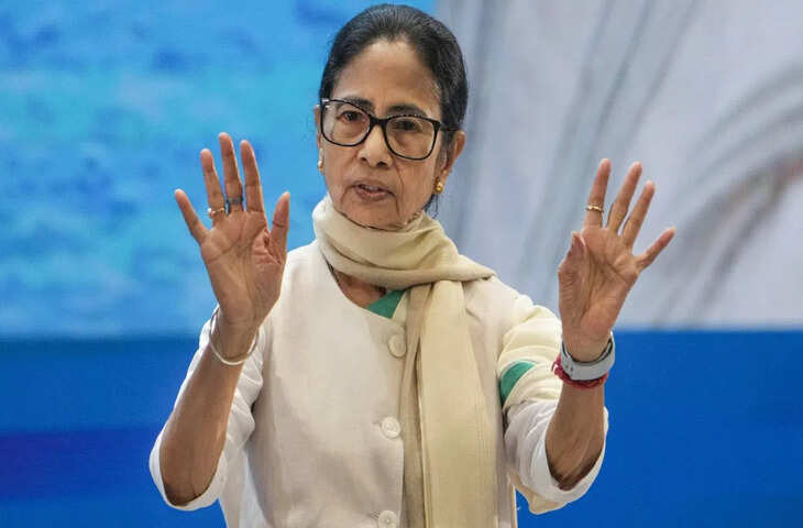 कर्मश्री से &lsquo;महात्मा गांधी&rsquo; होगा बंगाल में जॉब स्कीम का नाम, G RAM G बिल विवाद के बीच ममता का बड़ा ऐलान