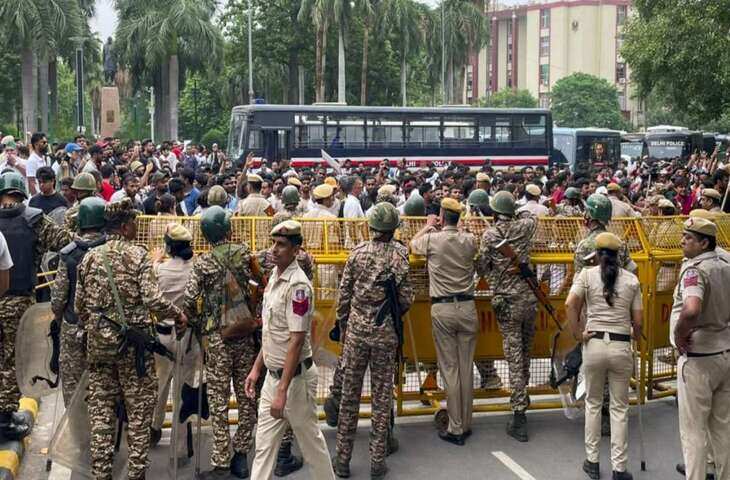 BREAKING: Delhi CJP Protest: दिल्ली में 500 प्रदर्शनकारी हिरासत में, पुलिस का दावा- 50 के खिलाफ आपराधिक रिकॉर्ड