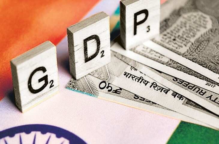 आर्थिक दबाव के बीच RBI की चिंताजनक रिपोर्ट, सरकार ने विदेशी निवेशकों को टैक्स में बड़ी राहत देने का किया एलान&nbsp;