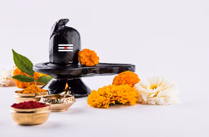एकादशी के दिन बेलपत्र तोड़ना चाहिए या नहीं? जानें सही नियम, सोमवार को क्या करें