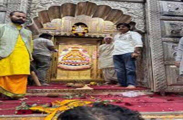 बेहद चमत्कारी है ये मंदिर, यहां पूजा करते ही लौट आती है आंखों की रोशनी