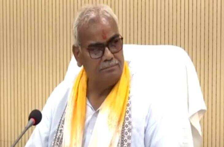 पेपर लीक पर शिक्षा मंत्री मदन दिलावर का कांग्रेस पर हमला, बोले- डोटासरा ने जिम्मेदारी से झाड़ा था पल्ला