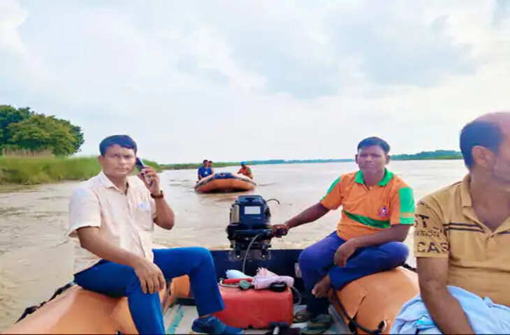 किशनगंज में दर्दनाक हादसा: कपड़ा धोने गई युवती कनकई नदी में डूबी, तलाश में जुटी प्रशासन की टीम