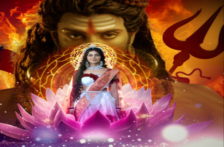 श्रीराम की नगरी में जैसे-जैसे भव्य मंदिर निर्माण कार्य हो रहा है, वैसे-वैसे देश-विदेश से रामभक्तों की भारी भीड़ लगातार अयोध्या आ रही है। ऐसे में मंदिर निर्माण पूरा होते ही प्रतिदिन लाखों की संख्या में देश-विदेश से श्रद्धालुओं के आने का अनुमान है।  अयोध्या आने के लिए उनको सुगम मार्ग उपलब्ध हो, इसके लिए जन्मभूमि पथ, भक्ति पथ व राम पथ का निर्माण प्रगति पर है। निर्माणाधीन पथों पर यात्रियों को यात्रा की सुविधा प्रदान करने के लिए योगी सरकार शीघ्र ही ई-बस सेवा प्रारंभ करने जा रही है।  मतलब यह कि इन पथों के निर्माण के पहले अयोध्या धाम में ई-बस सेवा की शुरुआत हो जाएगी। शासन ने अयोध्या सहित प्रदेश के विभिन्न तीर्थों के लिए योजना बनाई है।  इस व्यवस्था का संचालन करने के लिए शासन स्तर पर ही इलेक्ट्रिक बसों के क्रय की प्रक्रिया की जानी है। शासन स्तर पर पूरे प्रदेश के लिए एक साथ ई-बसें क्रय की जाएंगी।  अयोध्या नगर निगम की ओर से संचालित की जाने वाली इस योजना को लेकर एडीए के वीसी व नगर आयुक्त विशाल सिंह ने बताया कि शासन स्तर से 25 इलेक्ट्रिक बसों का बेड़ा स्वीकृत किया गया है।  बसें सितंबर में अयोध्या नगर निगम को मिलने की उम्मीद है। इन बसों के वर्कशाप एवं चार्जिंग स्टेशन के निर्माण का जिम्मा उत्तर प्रदेश जल निगम की सी एण्ड डीएस यूनिट-44 को दिया गया है।  उन्होंने बताया कि वर्कशॉप/डिपो के निर्माण के अलावा चार्जिंग स्टेशन के निर्माण के लिए चयनित एजेंसी को 12.50 करोड़ की राशि आवंटित कर दी गयी है। अयोध्या में इलेक्ट्रिक बसों के संचालन के लिए चैत्र रामनवमी मेला के दौरान ट्रायल किया गया था।  इसके लिए लखनऊ डिपो से बसें भेजी गयी थी। इसके साथ व्यवस्था की देखरेख के लिए लखनऊ से ही एआरएम समेत आधा दर्जन कर्मचारियों को भी अस्थाई रूप से तैनात किया गया था। हाईवे के अंतरराज्यीय बस अड्डे परिसर में ही चार्जिंग स्टेशन बनाया गया था।  राम पथ के निर्माणाधीन होने के कारण इनका संचालन शहर के बाहर ही किया गया। शासन की ओर से संचालित इलेक्ट्रिक बसों को फिलहाल नि:शुल्क ही नौ दिनों तक चलाया गया था।  बस संचालन की सफलता के बाद निर्णय लिया गया था कि अयोध्या में राम मंदिर निर्माण व निर्माणाधीन पथों का निर्माण पूरा होने के साथ ही नगर में बाहर से आने वाले राम भक्तों को अयोध्या दर्शन करने के लिए ई-बस सेवा उपलब्ध कराई जाय।