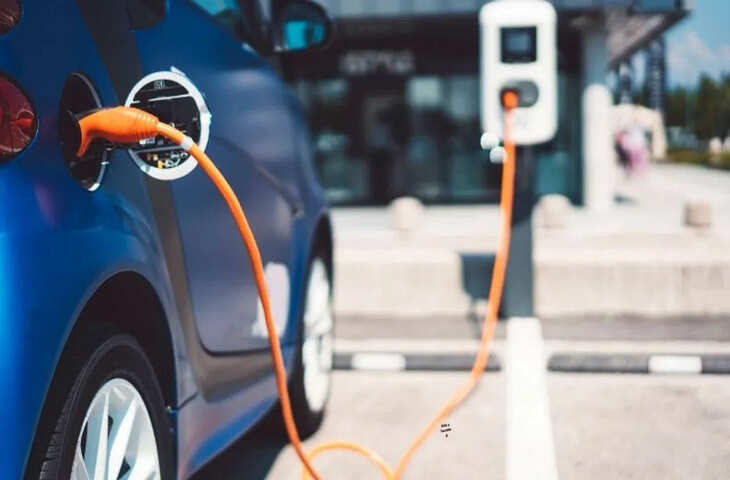 सरकारी कर्मचारियों की बल्ले-बल्ले! इस राज्य में Electric Vehicle खरीदने पर मिल रही 20% तक की छूट, जाने कैसे उठाए लाभ&nbsp;