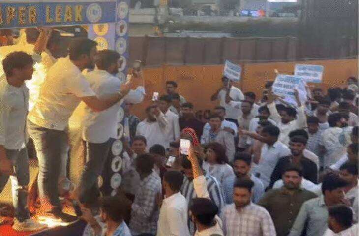NEET पेपर लीक के विरोध में जयपुर में कांग्रेस-NSUI का पैदल मार्च, वीडियो में देंखे टीकाराम जूली बोले- छात्रों के भविष्य से हो रहा खिलवाड़