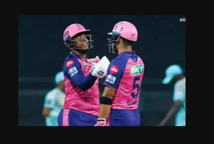 shimron hetmyer rr--1111111111.JPG