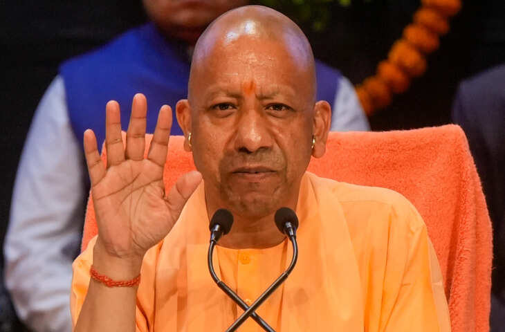 &lsquo;योगी बाबा अंग्रेजी भी बोलते हैं!&rsquo; CM योगी का English वाला अंदाज देख हैरान हुए यूजर्स, वीडियो ने इंटरनेट पर मचाया ग़दर&nbsp;