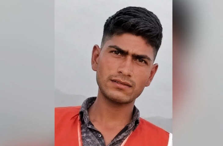  बाइक से घर लौट रहे युवक पर छुरी से सीने पर हमला, अस्पताल ले जाते समय मौत