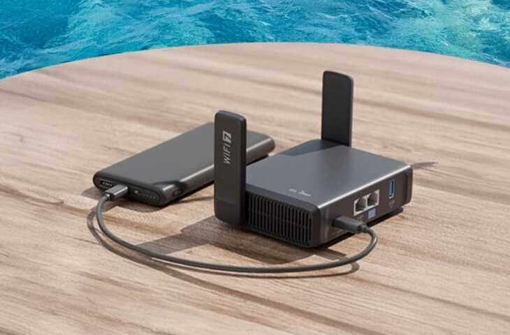 Travel Router क्या है? सफर में इंटरनेट की टेंशन खत्म करने वाला छोटा लेकिन दमदार डिवाइस