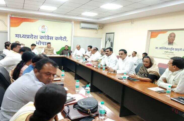खंडवा दौरे पर कांग्रेस की सह प्रभारी उषा नायडू: संगठन को मजबूत करने पर दिया जोर, कार्यकर्ताओं से किया संवाद