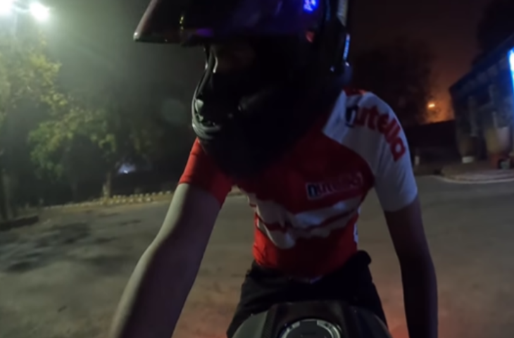 3 बजे रात का खौफनाक मंजर बाइकर के साथ हुई अजीब घटना, वीडियो देख निकल जाएगी चीख&nbsp;