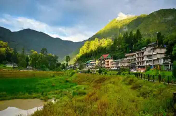 इस वीकेंड आप भी पार्टनर के साथ करें विश्व की सबसे बड़ी और खूबसूरत वैली की सैर,नहीं होगा वापस आने का मन