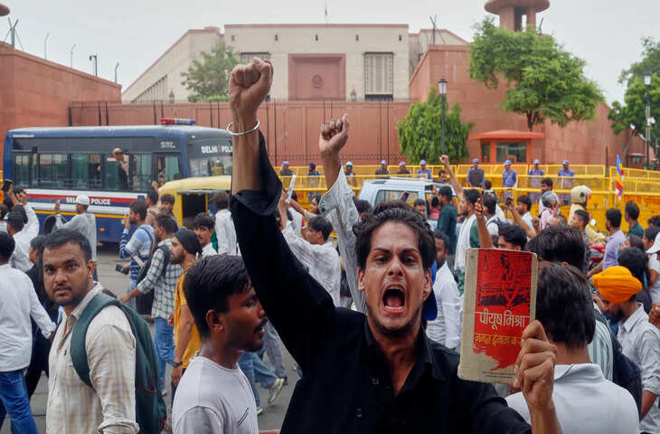 अंतरराष्ट्रीय मीडिया में छाया दिल्ली का प्रदर्शन: Al Jazeera और New York Times ने भारत सरकार के कदम पर उठाए सवाल