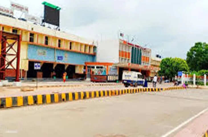 भागलपुर रेलवे जंक्&zwj;शन पर होली की भीड़ से निपटने में छूटेगा पसीना, मॉड्यूलर वेटिंग हॉल का काम अटका