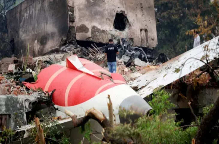 दिल्ली हाई कोर्ट ने एअर इंडिया विमान हादसे की प्रारंभिक जांच रिपोर्ट को चुनौती देने वाली याचिका खारिज की