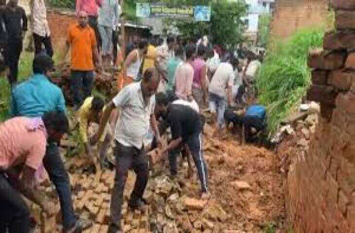 बांसवाड़ा में युवक की हत्या के बाद तनाव, आक्रोशित ग्रामीणों ने घरों में लगाई आग, इलाके में भारी पुलिस बल तैनात