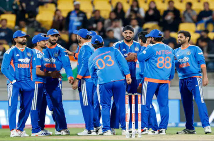 IND vs NZ 3rd T20 LIVE: न्यूजीलैंड की तूफानी बल्लेबाजी, अर्शदीप सिंह ने दिलाई भारत को पहली सफलता, वैभव सूर्यवंशी पर नजरें