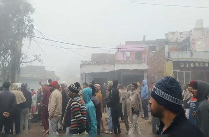 ट्रेलर ने महिला को कुचला, सड़क पर बिखरे मांस के टुकड़े, ग्रामीणों ने मेगा हाईवे किया जाम