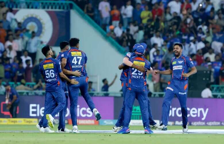 "LSG--1--11" "LSG--1--111TTT1118888" "LSG--1--111TTT111" "LSG--1--111111" 