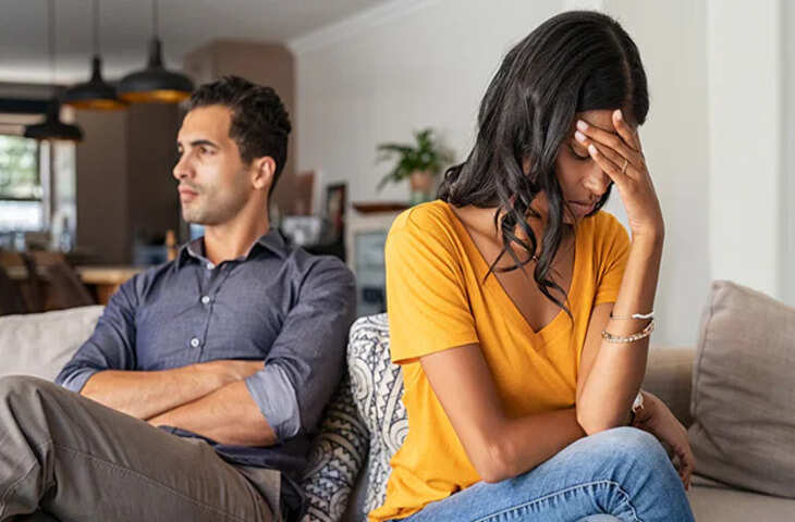 रिश्तों में दरार डाल रहे हैं ये 5 मॉडर्न रूल्स, कहीं आप भी तो नहीं कर रहे ऐसी गलतियां?