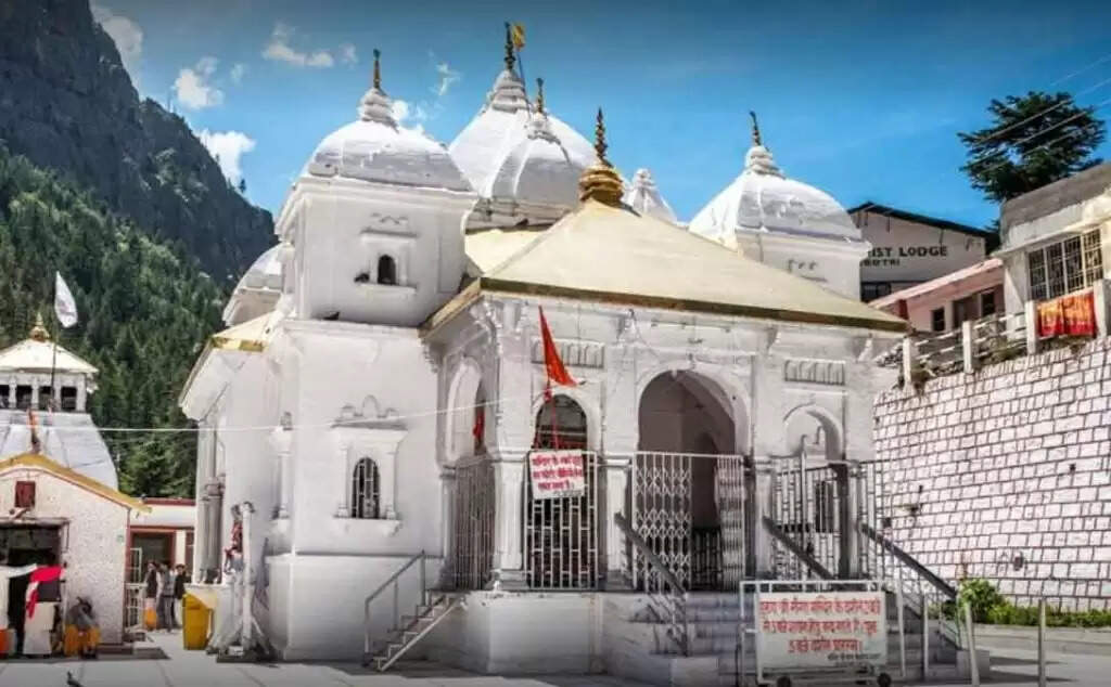 know everything about the holy gangotri dham