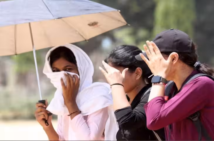 Bihar Weather: पटना समेत कई जिलों में आज तेज धूप, उमस बढ़ाएगी गर्मी का असर