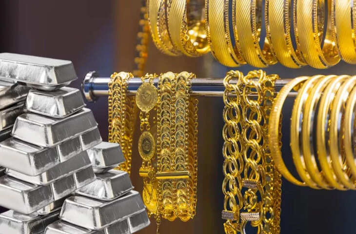 10 August Gold Rate: आज फिर बदले सोने के दाम, 18K, 22K और 24K गोल्ड खरीदने के लिए कितने रुपये देने होंगे? चांदी का भाव भी जानें