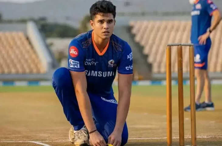 IPL 2021: बिना खेले ही आईपीएल से बाहर हुए सचिन के बेटे Arjun Tendulkar, इस खिलाड़ी ने ली जगह