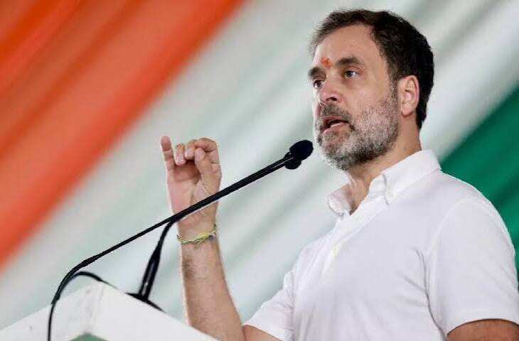 कार्यक्रम में पैसे बांटने का आरोप! BJP ने VIDEO शेयर कर कांग्रेस पर साधा निशाना