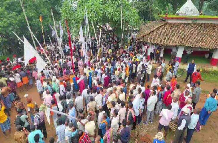 देवी-देवताओं को सुनाई गई सजा, अनोखी परंपरा में अदालत लगाकर होता है फैसला