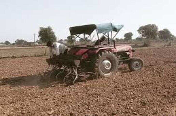 खेतों में बुवाई शुरू, जिले में सप्ताह भर के लिए भी नहीं यूरिया और डीएपी