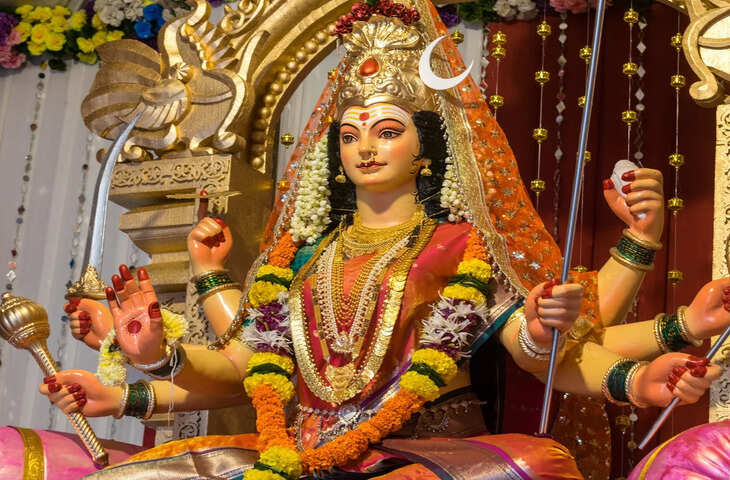Shardiya Navratri 2026: 11 अक्टूबर से शुरू होंगे नवरात्र, जानें कलश स्थापना का शुभ समय और अष्टमी-नवमी की तारीख