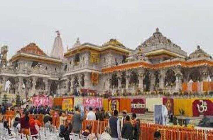 राम मंदिर चढ़ावा चोरी मामले के बाद शुद्धिकरण अनुष्ठान शुरू, वीडियो में जाने 18 पुजारी और 5 आचार्य कर रहे विशेष पूजा; गोपाल राव अयोध्या से रवाना