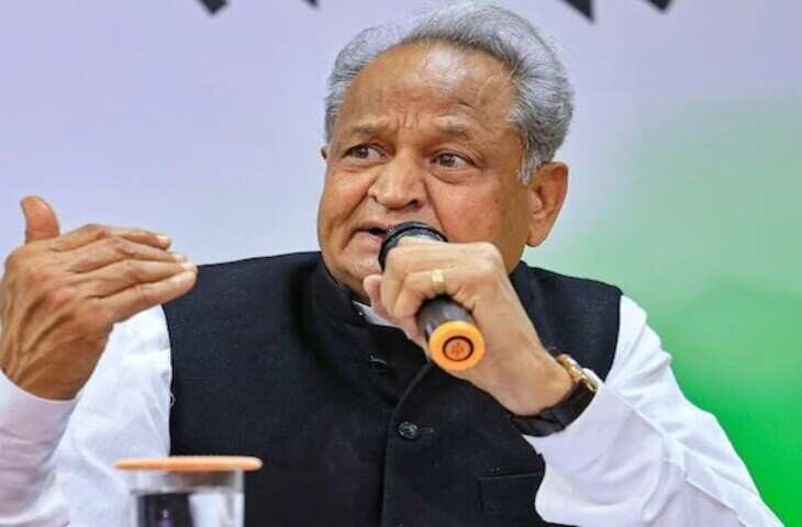 अशोक गहलोत का BJP-RSS पर बड़ा हमला, वीडियो में बोले- देश हिंदू राष्ट्र जैसा बन चुका, सिर्फ औपचारिक घोषणा बाकी