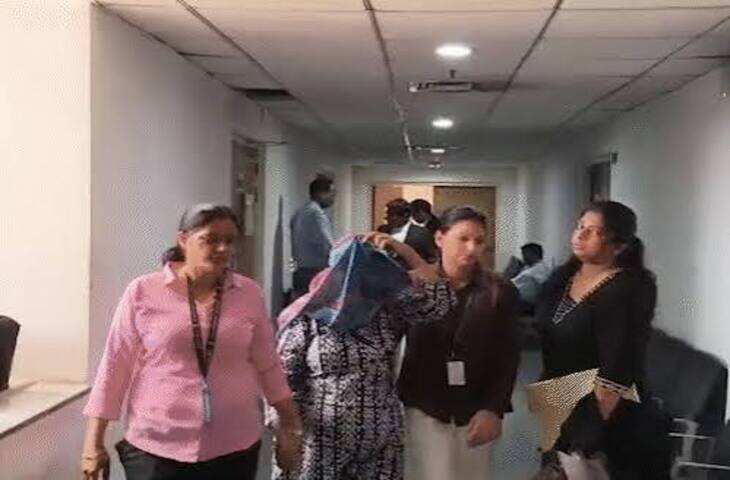 NEET UG पेपर लीक केस: आरोपी के वकील का दावा- 'प्रह्लाद कुलकर्णी पब्लिक सर्वेंट नहीं', वीडियो में जाने CBI के आरोपों पर उठाए सवाल