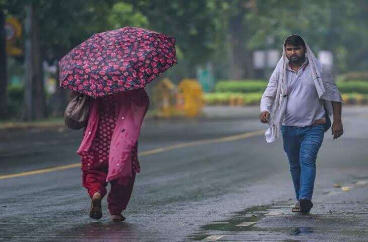 UP Weather Today: यूपी के 22 जिलों में आज बारिश और तेज हवाओं का अलर्ट, जानें लखनऊ-नोएडा समेत कहां खिलेगी धूप