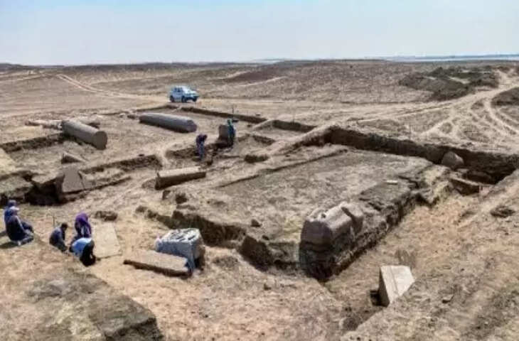 दुनिया भर के पुरातत्वविद हर दिन नई खोजों से हम सभी को हैरान कर रहे हैं। वहीं पुरातत्वविदों को मिस्र के एक कब्रिस्तान में एक ऐसी वस्तु मिली है जिसने वैज्ञानिकों को भी हैरान कर दिया है।  मिस्र के कब्रिस्तान में मिला 2,600 साल पुराना 