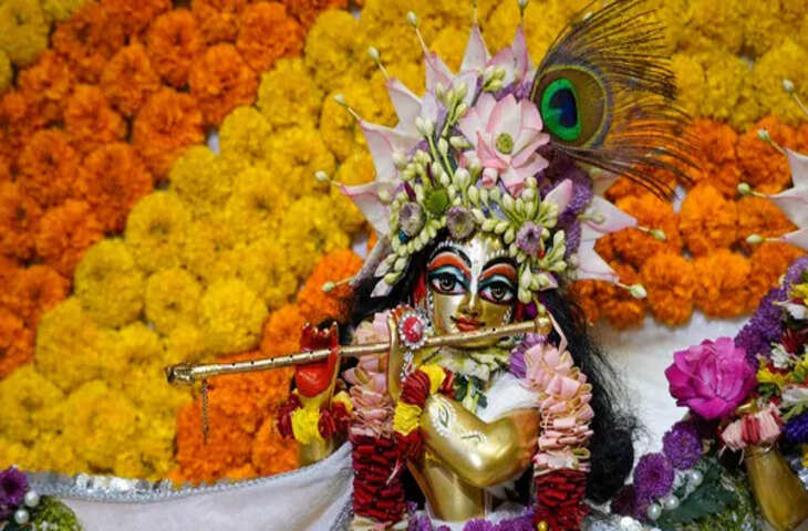 ससुराल में पहली जन्माष्टमी मना रही नई बहुओं के लिए 5 बेहद काम के टिप्स, जीतें हर किसी का दिल