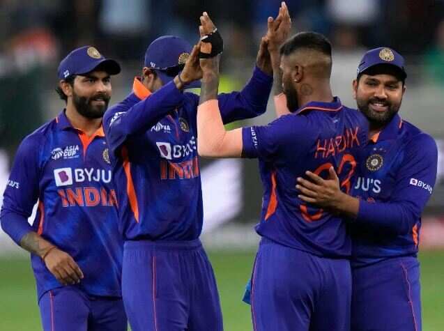 "ind111111133311111111111111" "ind11111113331111111111" "ind111111133311111" "ind0--111"