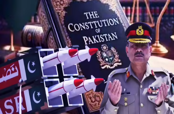 'न्यूक्लियर कोड्स से लेकर तीनो सेनाओं तक....' CDF बनते ही इतने पाफ्र्फुल हुए मुनीर, वॉर पॉलिसी पर मिला पूरा कंट्रोल 