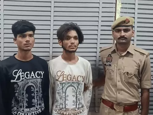 कानपुर में चलती ऑटो में शिक्षक से लूट, UPI पिन पूछकर खाते से उड़ाए 43,600 रुपये; दो आरोपी गिरफ्तार