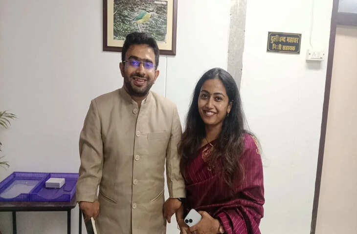 सादगी के बीच IAS अधिकारियों माधव भारद्वाज और अदिति वासने ने रजिस्टर्ड मैरिज की अलवर में