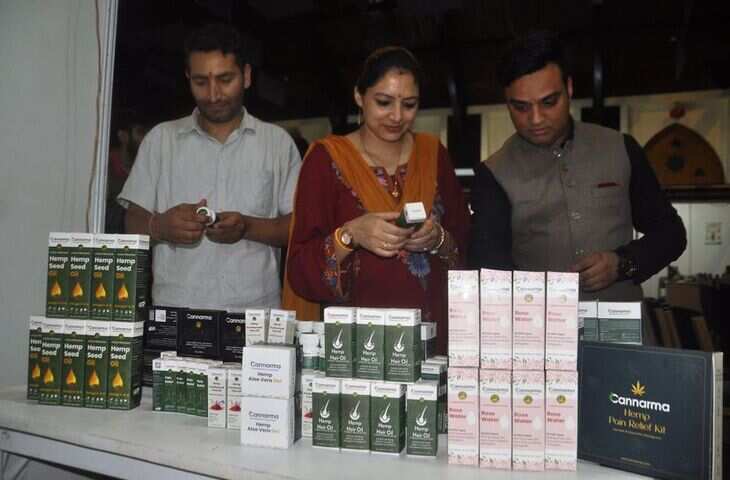 उच्च मांग में, भांग उत्पाद किसानों के लिए आय उत्पन्न कर सकते हैं