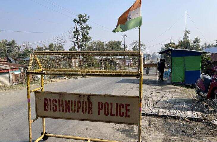 मेइतेई, कुकी-ज़ो विद्रोही समूहों को ज़मीनी नियमों का उल्लंघन करने और जबरन वसूली जारी रखने के खिलाफ चेतावनी दी गई।