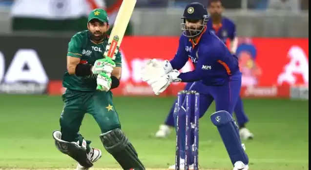 mohammad rizwan IND VS PAK0--1-1-010111111111111.PNG